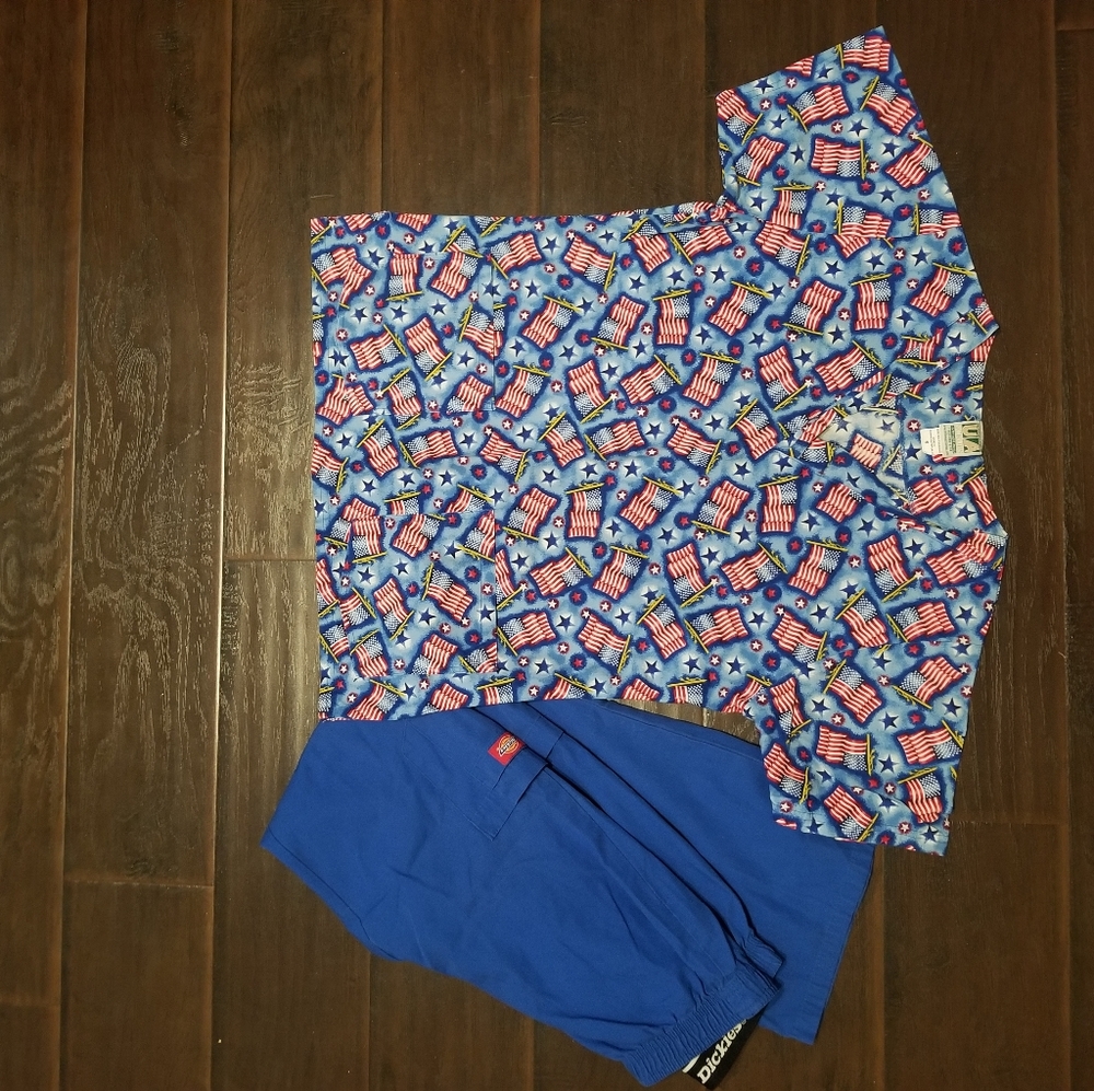 Scrub Set Patriotic Print Size Small